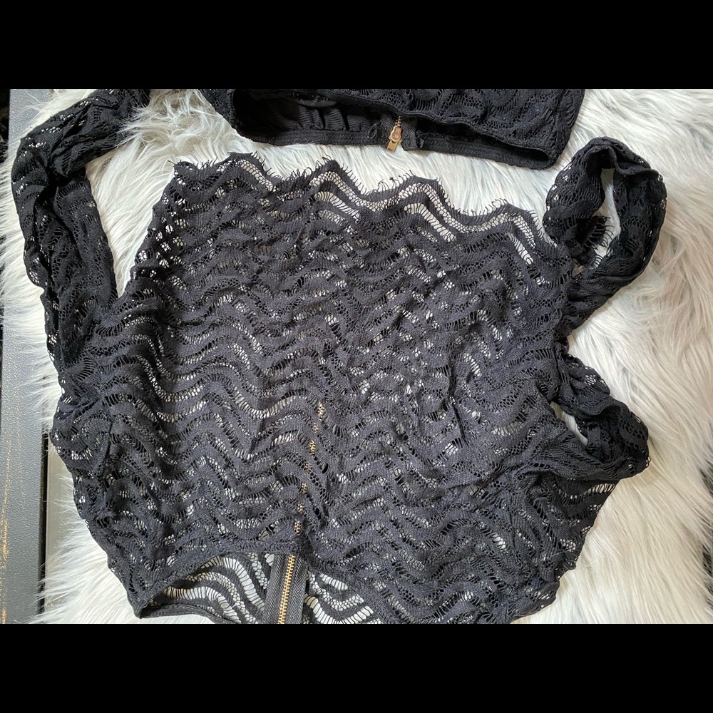 2piece Cropped Set - Picture 2 of 2